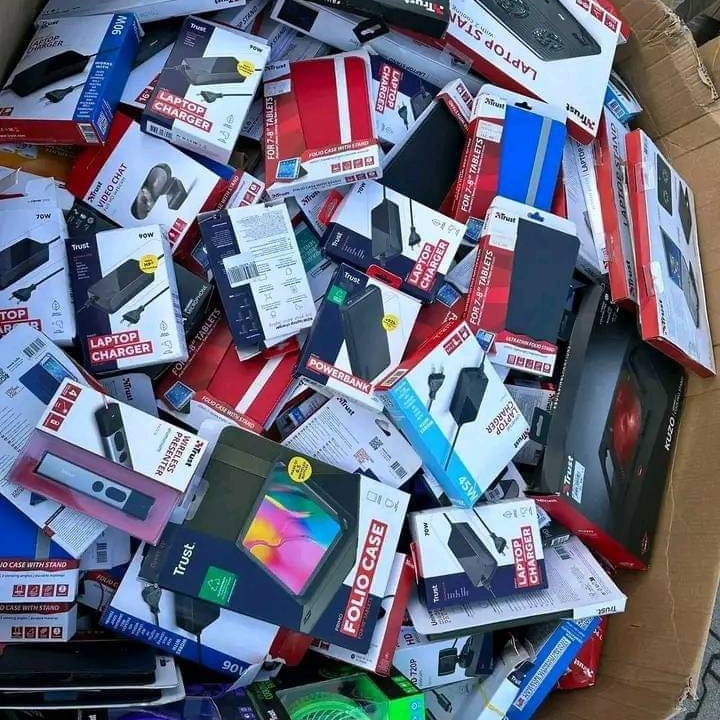 Mixed Electronics Pallet